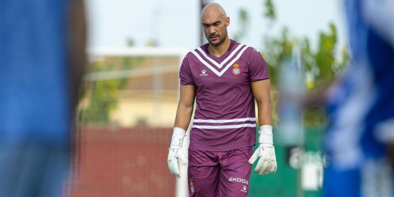 Alvares dao neverovatan gol Dmitroviću, Srbin ipak slavio! (VIDEO) Alvares dao neverovatan gol Dmitroviću, Srbin ipak slavio! (VIDEO)