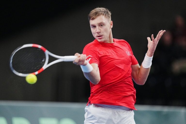 Međedović posle dvočasovne borbe prošao u drugo kolo! Međedović posle dvočasovne borbe prošao u drugo kolo!