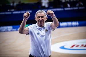 Pešić u Nemačku vodi 16 igrača!