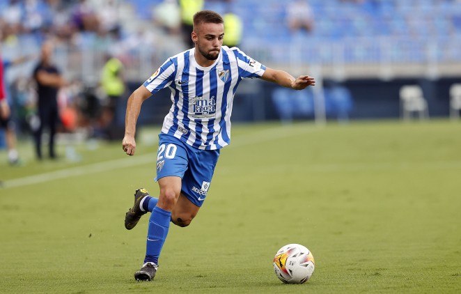 Desni bek iz Španije stigao u IMT!