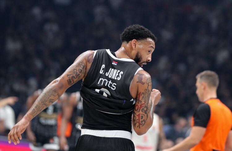 Džons na pauzi tri meseca!