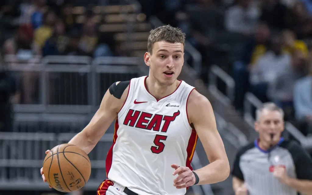 Nikola Jović skroman u duelu Majamija protiv San Antonija!