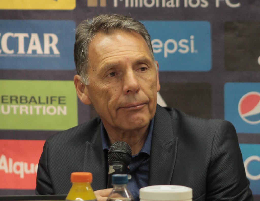 Preminuop trener Boke juniors!