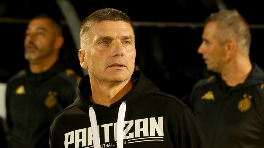 Srđan Blagojević: "Smatram sebe za suviše ozbiljnog čoveka i trenera da bih takve stvari komentarisao"!