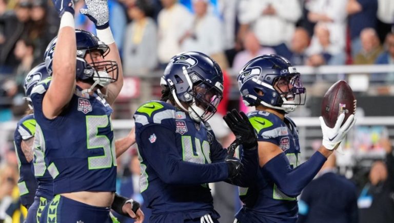 Sijetl pregazio Nju Ingland u Superboulu!