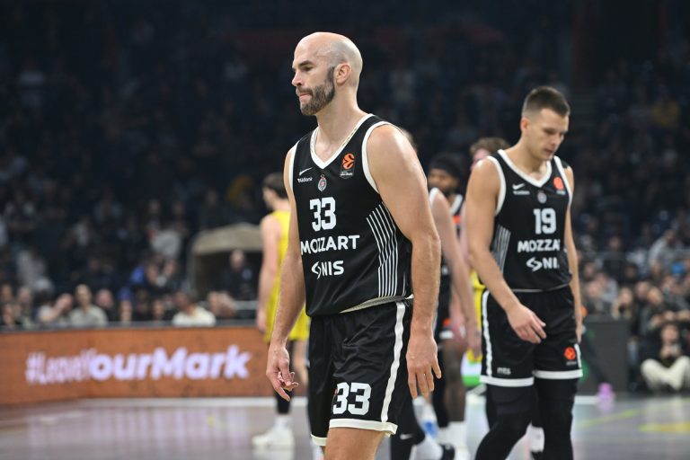KK Partizan ostao bez Kalatesa: Grk pristao na dogovor, poznata i cifra za koju napušta crno-bele (FOTO) Nik Kalates