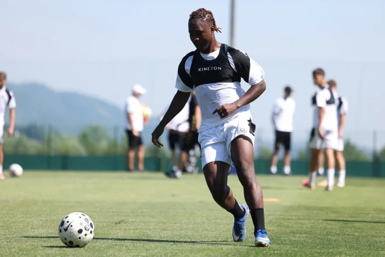FK Partizan šalje fudbalera na pozajmicu, dok se štoper vraća u Humsku nakon jedne sezone (FOTO) FK Partizan