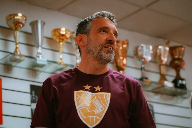 Rekonstrukcije Crvene zvezde za sezonu 2026/27 pod komandom novog trenera Ibona Navara! Sve o odlascima i pojačanjima na jednom mestu Ibon Navaro