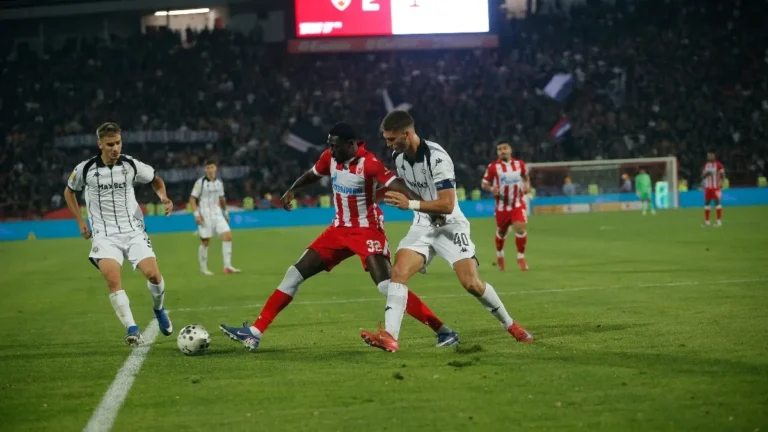 FK Partizan i FK Crvena zvezda prate situaciju: Crnogorski čudo od deteta koje rešeta mreže u seniorskom fudbalu (VIDEO) FK Partizan i FK Crvena zvezda