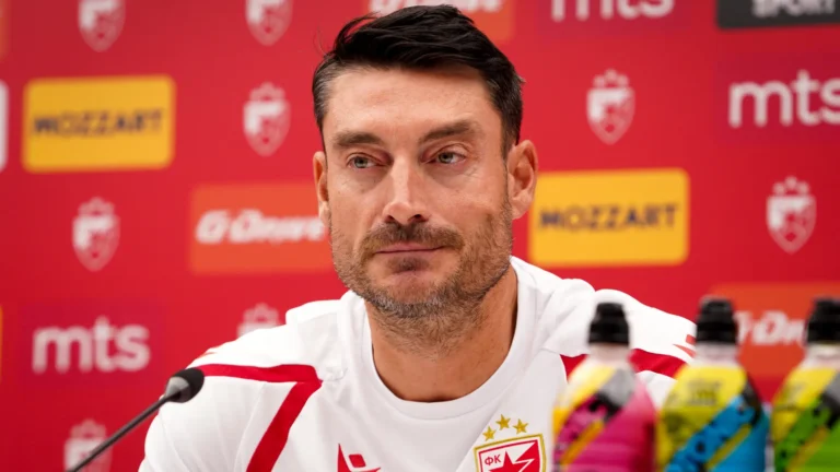Albert Rijera prelomio: Trener Crvene zvezde doneo odluku u vezi iskusnog fudbalera i njegove budućnosti Albert Rijera - FK Crvena zvezda